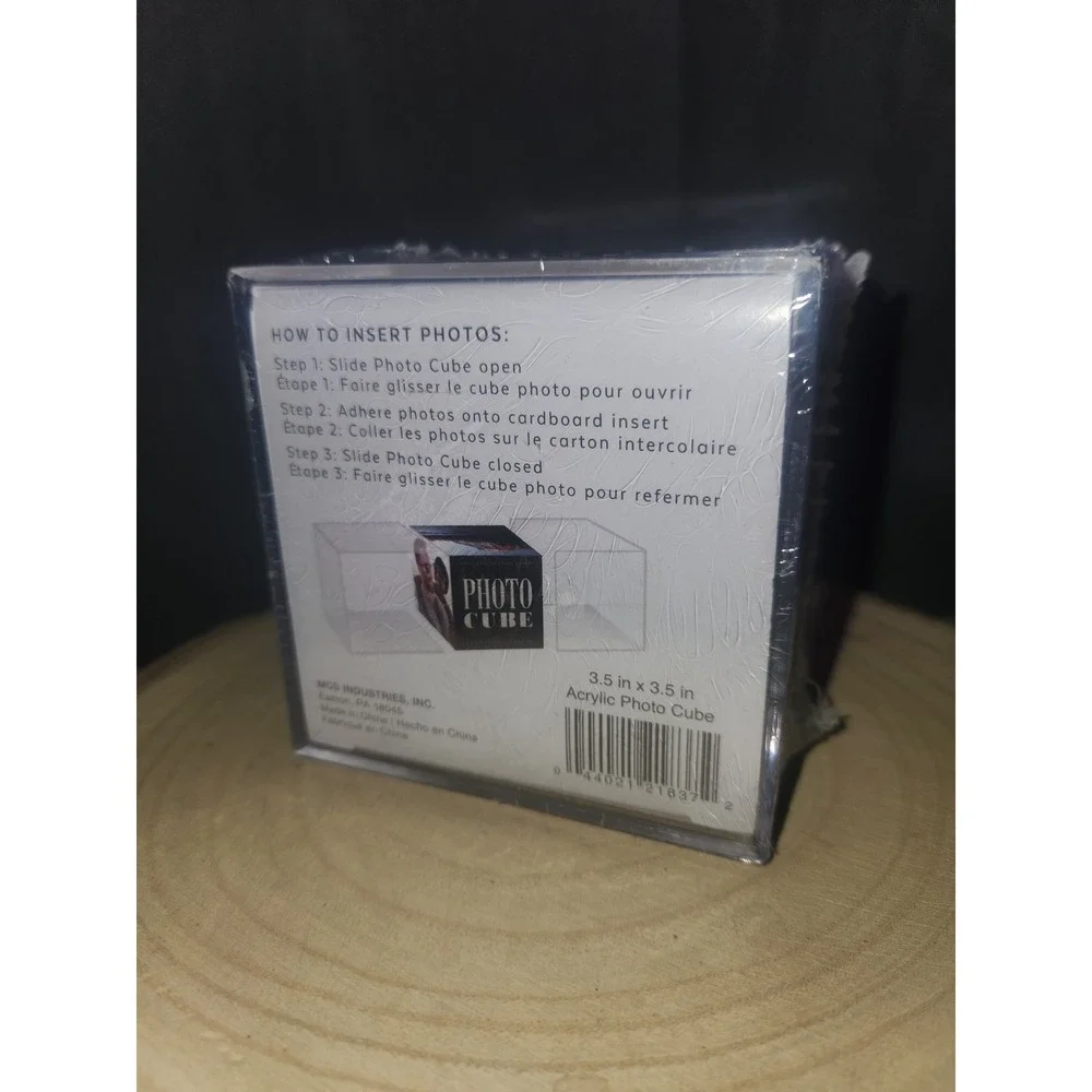 Photo Cube Clear Acrylic‎ Desk Frame 3.5